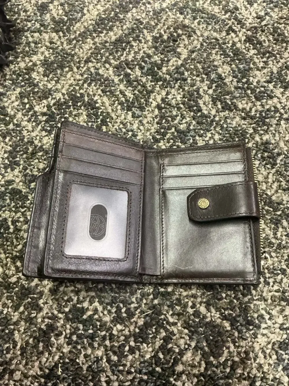 Smart LB Genuine Leather Bifold Anti-Lost Wallet with Bluetooth Tracker